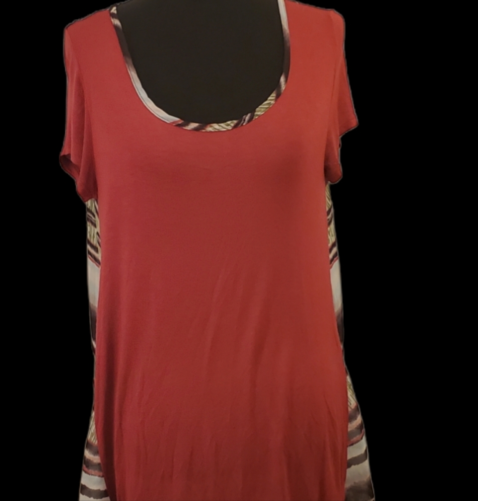 CANDY ROSE TOP, CHIFFON SHEER IN BACK. T-SHIRT IN FRONT, XL, NICE